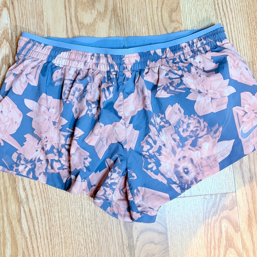 Nike Running Floral Athletic Running Shorts Blue & Pink Size Medium